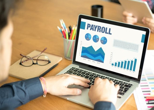How to Ensure Compliance in Payroll Management